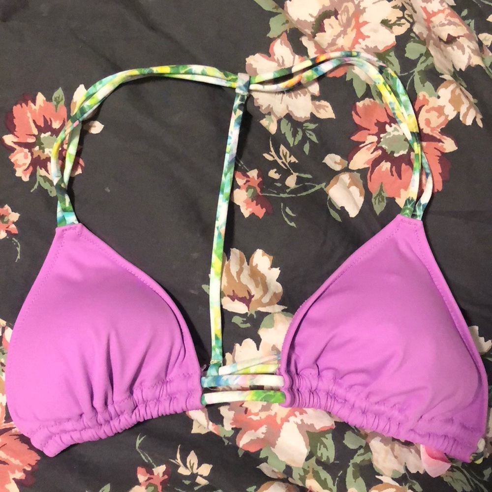Victoria’s Secret triangle top bikini